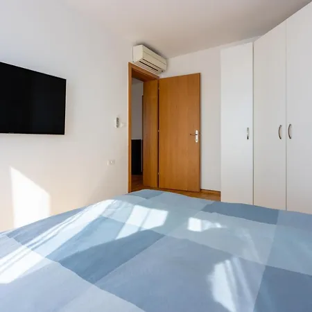 Mateo Apartment Crikvenica Exterior photo
